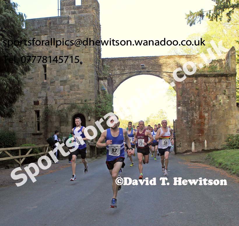 Start of the Les Allcorn 10k, Alnwick. Photo: David T. Hewitson/Sports for All Pics